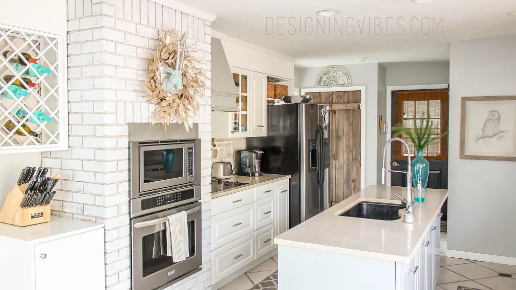 white and grey transitional kitchen