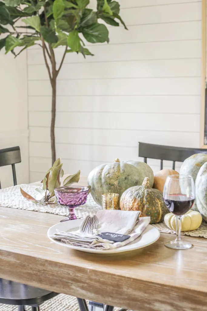 earthy simple thanksgiving table