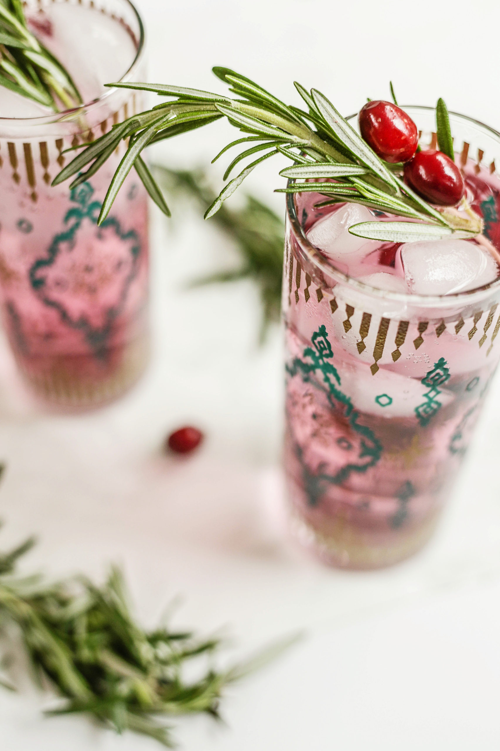 Low-Cal, Zero Sugar Holiday Cocktail Recipe