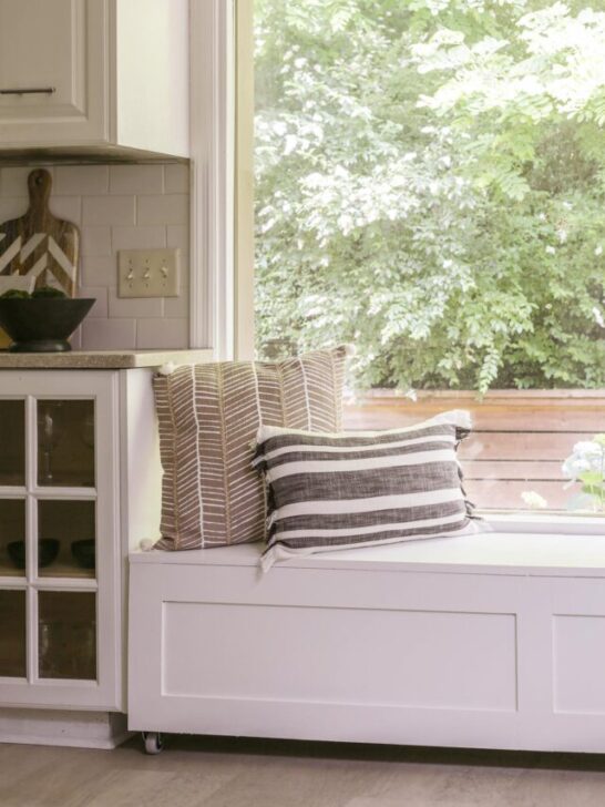 cropped-diy-kitchen-window-storage-bench-8.jpg