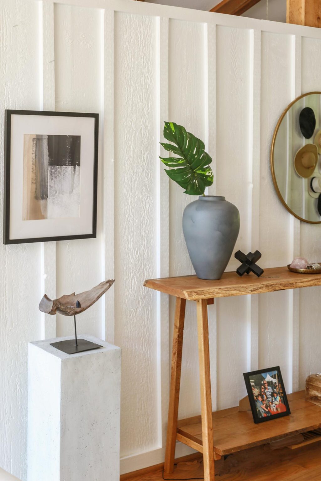 Thrift Store Vase Makeover with Spray Paint - DIY Tutorial