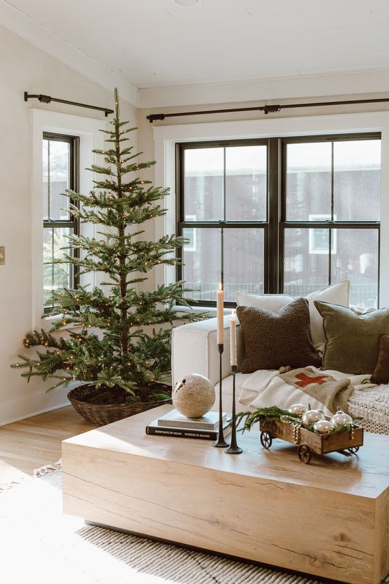 modern minimalist christmas tree