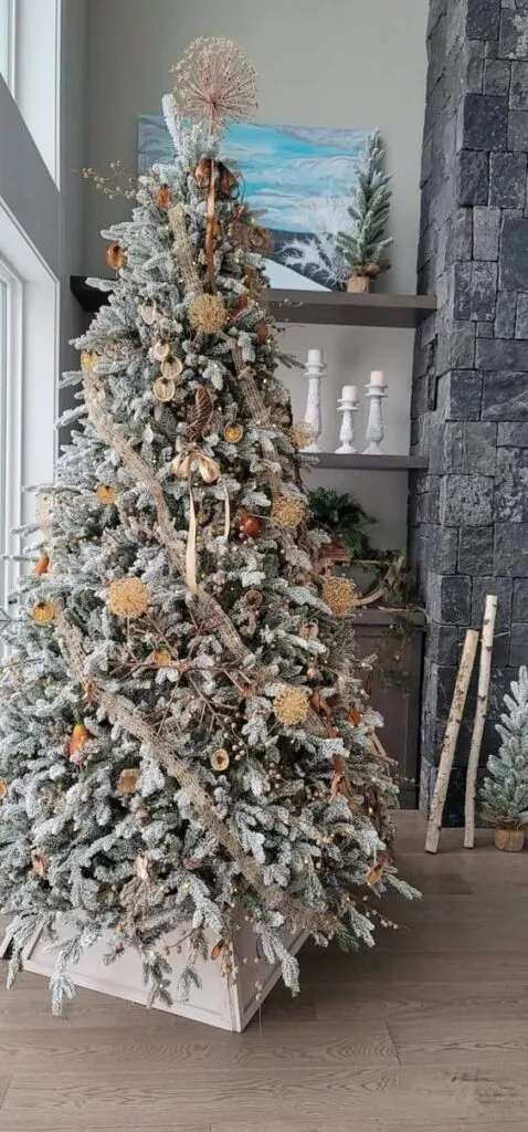 organic minimal christmas tree decor ideas