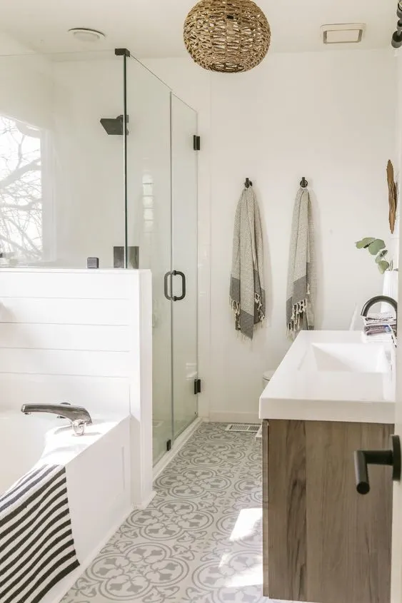 How To Decorate Your Bathroom with Towels