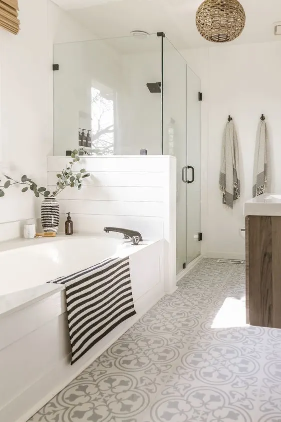best ways to decorate with bathroom towels