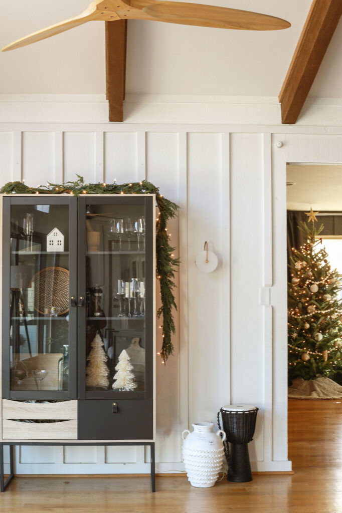 moody holiday decorating ideas in modern home
