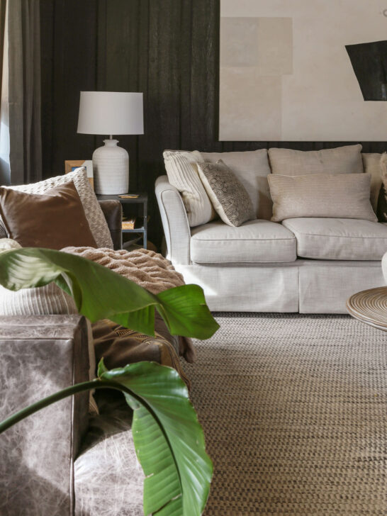 How To Arrange Two Different Sofas in a Living Room
