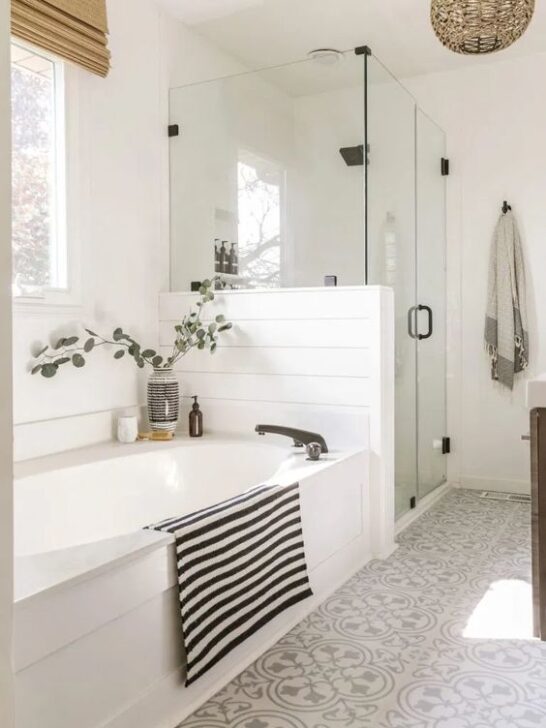 23 Easiest DIY Budget Bathroom Remodel Ideas to Try