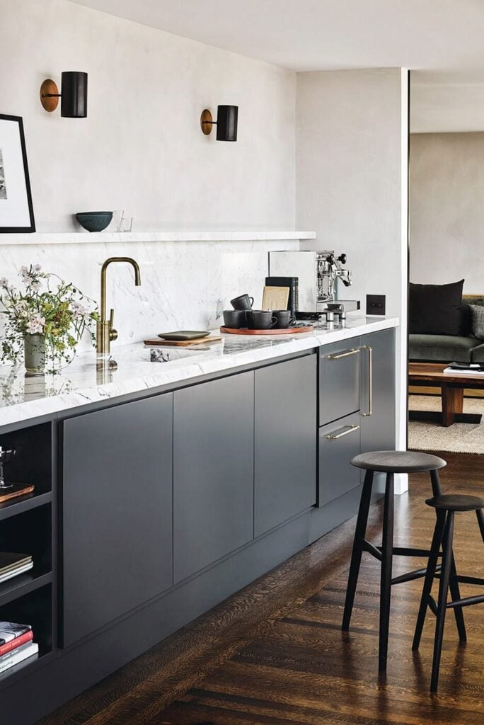 flat panel kitchen cabinets in sleek modern kitchen