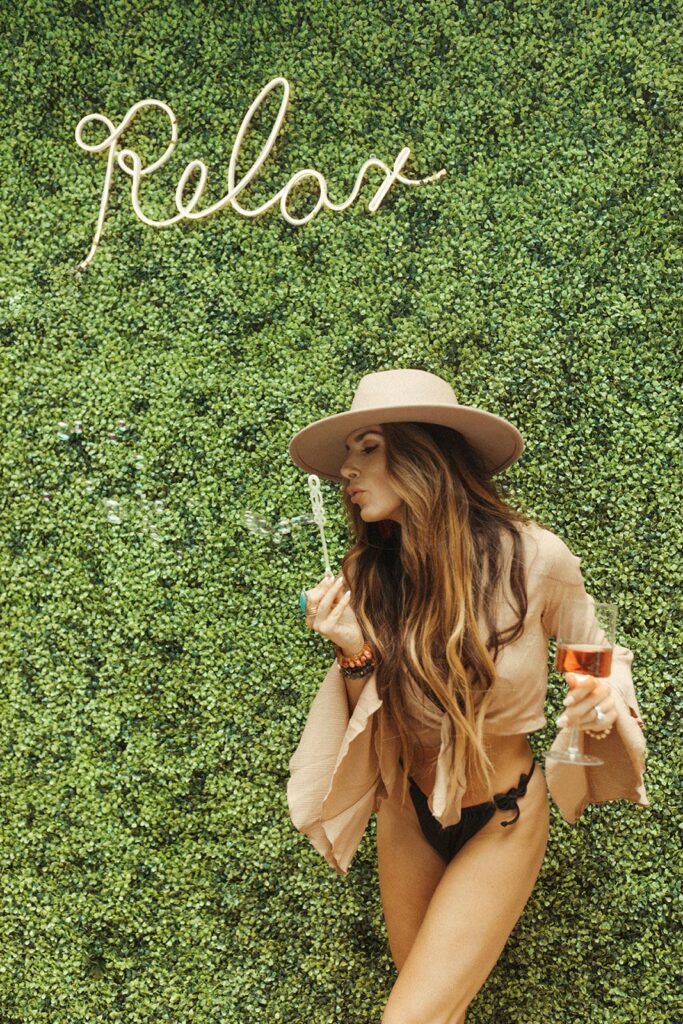 diy privacy screen made from faux boxwood panels to cover an eyesore on home exterior 